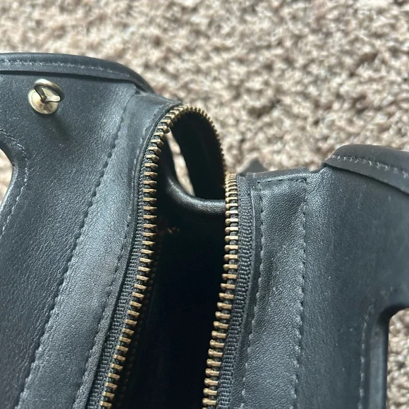 Vintage 90s Coach Black Leather Carousel Bag Handbag RARE *No strap* - Picture 12 of 16